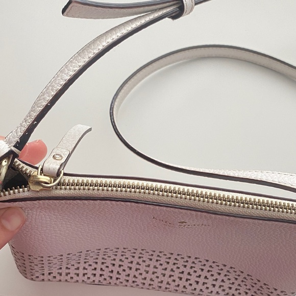 Kate Spade White Crossbody Bag with Woven Detail - Picture 3 of 10